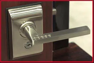 Locksmith Of West Palm Beach West Palm Beach, FL 561-571-3541 - 7-entry-door-lock